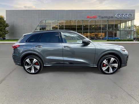 New 2026 Audi SQ5 Premium Plus AWD/4WD image 2