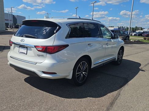 Used 2018 INFINITI QX60 Luxe w/ Deluxe Technology Package AWD/4WD image 5