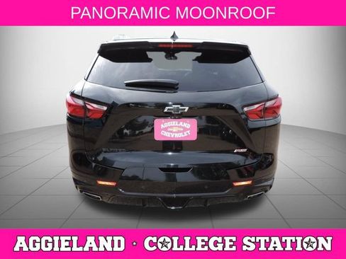 Used 2021 Chevrolet Blazer RS w/ Enhanced Convenience Package FWD image 5