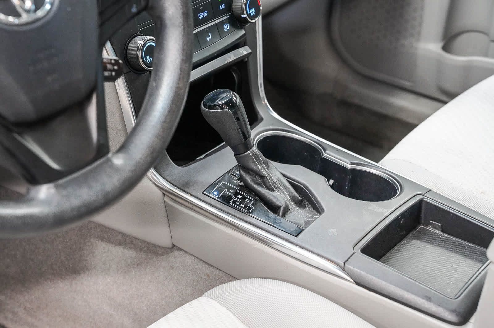 Used 2016 Toyota Camry LE FWD image 23