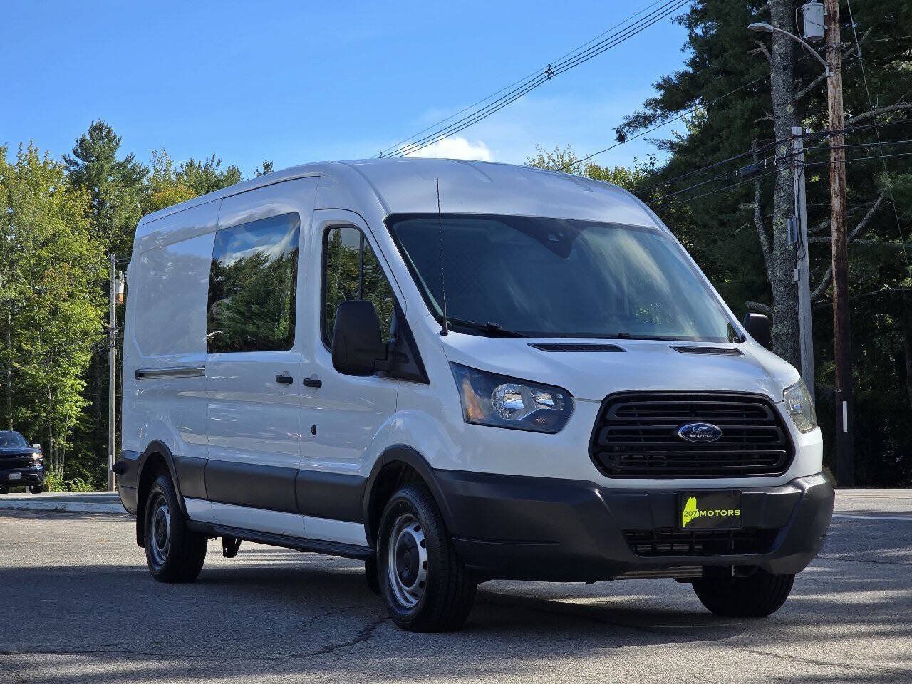 Used 2018 Ford Transit 250 148 Medium Roof RWD image 2