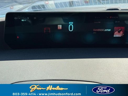 New 2025 Ford Expedition Active image 14