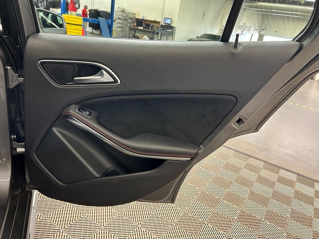 Used 2018 Mercedes-Benz GLA 45 AMG 4MATIC image 15