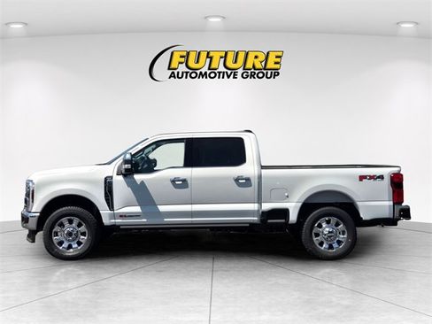 New 2025 Ford F250 Lariat w/ Lariat Ultimate Package image 7