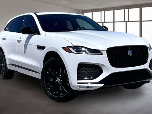 Used 2026 Jaguar F-PACE R-Dynamic S AWD/4WD image 11