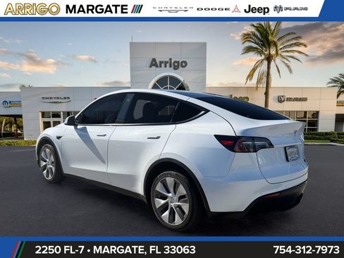 Used 2020 Tesla Model Y Long Range AWD/4WD image 5