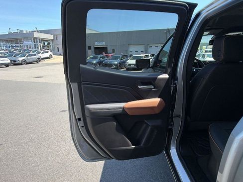 New 2026 GMC Canyon AT4 AWD/4WD image 32