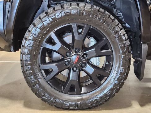 Used 2025 Toyota 4Runner TRD Sport Premium AWD/4WD image 28