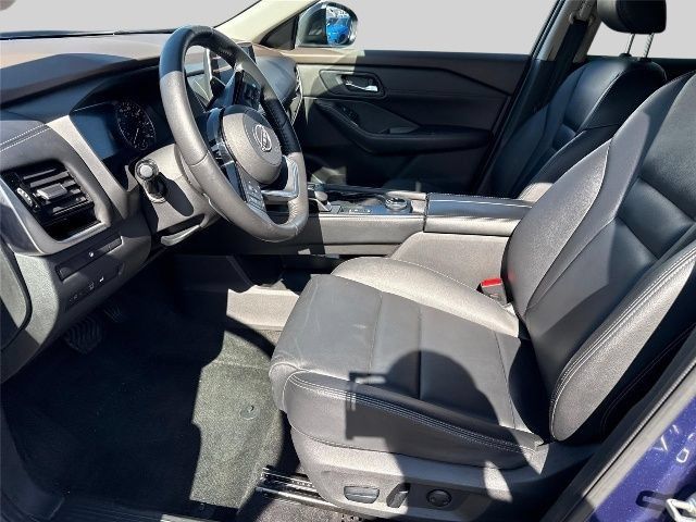 Used 2023 Nissan Rogue SL AWD/4WD image 9