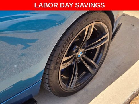 Used 2018 BMW M2 RWD image 10