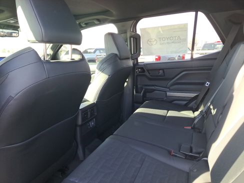 New 2025 Toyota 4Runner 4WD image 23