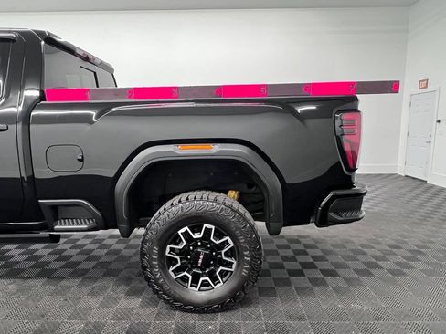 Used 2025 GMC Sierra 2500 AT4X AWD/4WD image 27