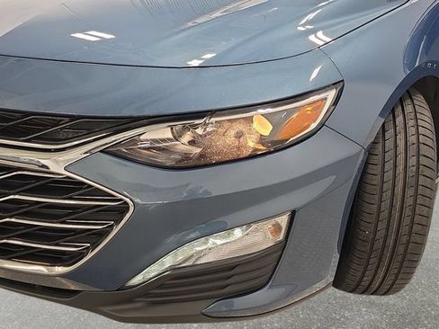 Used 2025 Chevrolet Malibu LT FWD image 30