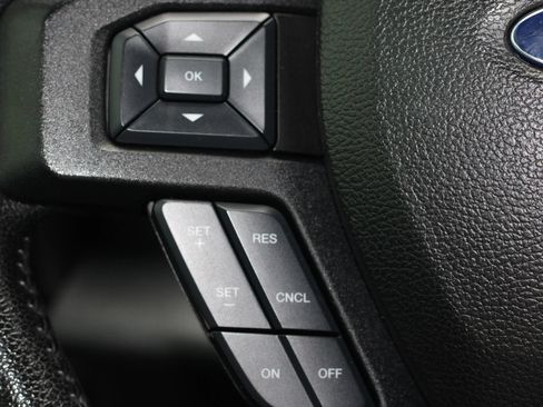 Used 2016 Ford F150 XLT w/ Equipment Group 302A Luxury AWD/4WD image 16