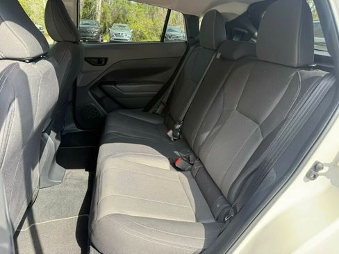 Used 2024 Subaru Crosstrek 2.0i image 7