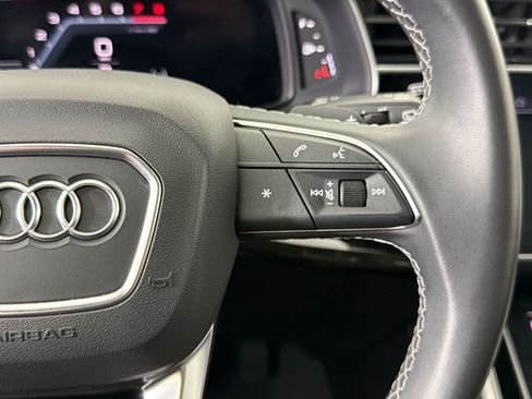 Used 2025 Audi Q7 3.0T Premium Plus AWD/4WD image 27