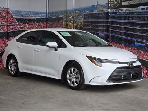 Certified 2026 Toyota Corolla LE FWD image 1