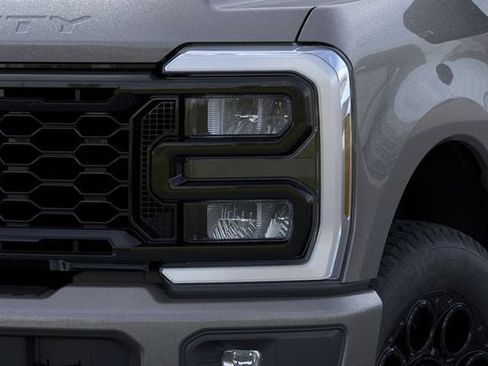 New 2026 Ford F350 Lariat AWD/4WD image 18