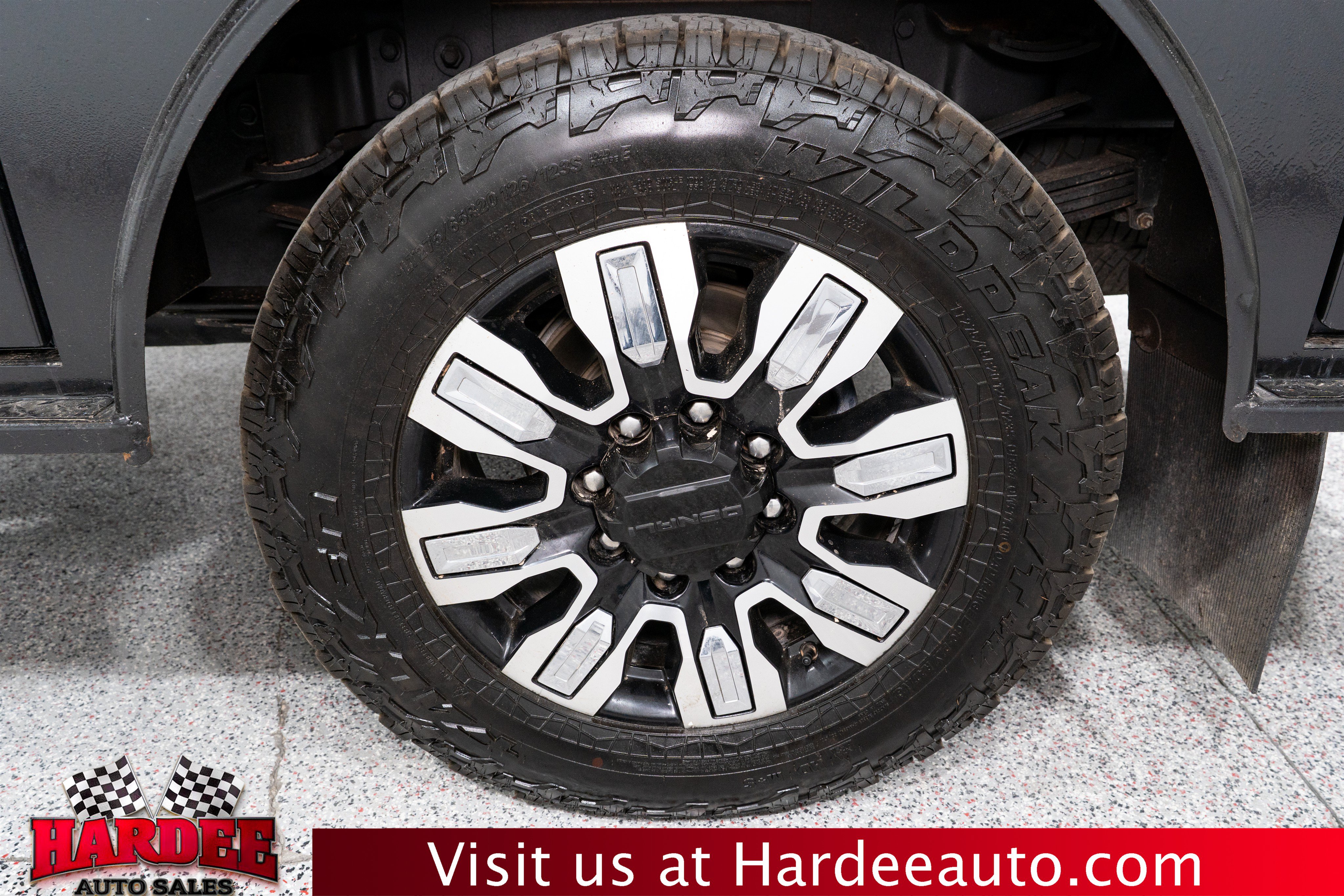 Used 2024 GMC Sierra 3500 Denali AWD/4WD image 10