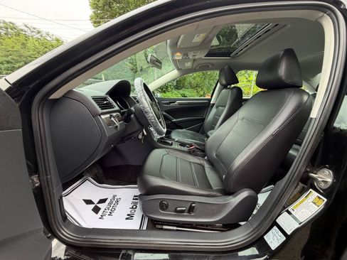 Used 2016 Volkswagen Passat 1.8T SE FWD image 20