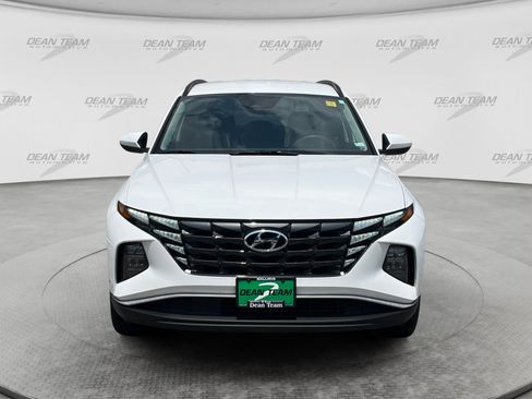Used 2024 Hyundai Tucson SEL FWD image 2
