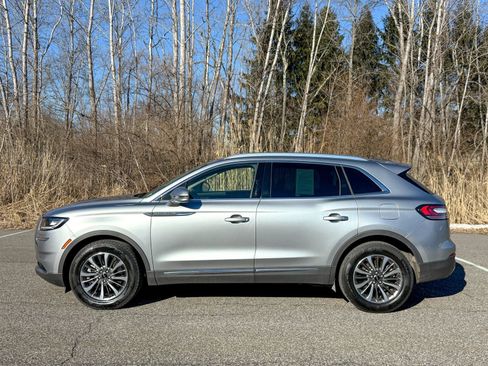 Certified 2023 Lincoln Nautilus AWD w/ Premium Package image 8