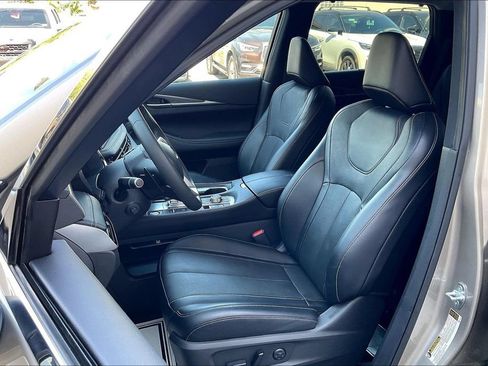 Used 2023 INFINITI QX60 Luxe w/ Vision Package AWD/4WD image 25