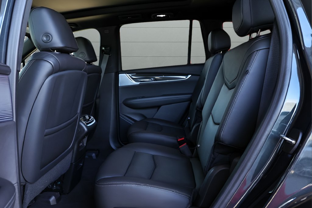 Used 2022 Cadillac XT6 Sport AWD/4WD image 59