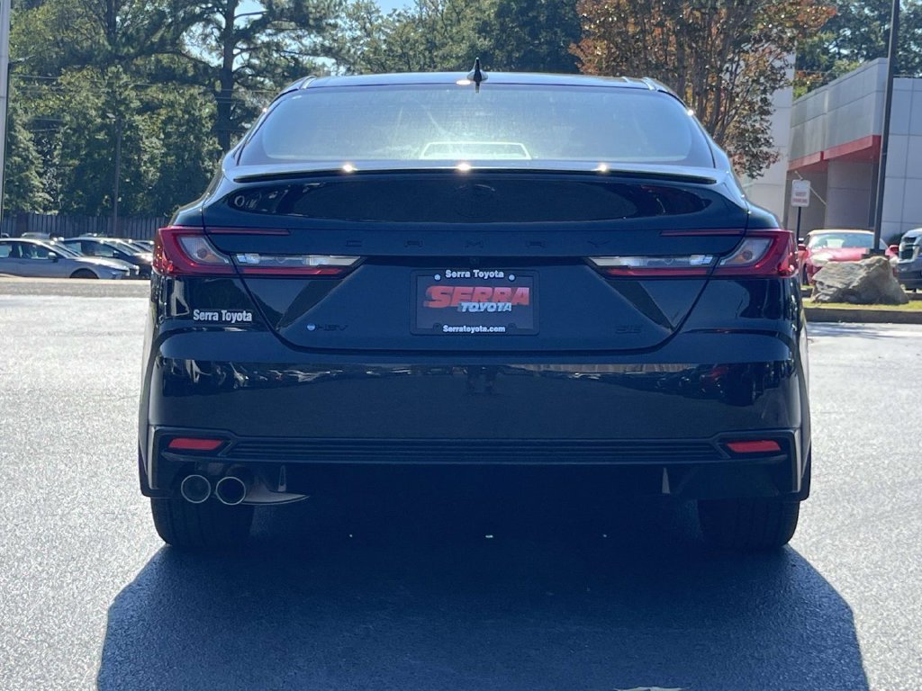 New 2026 Toyota Camry Hybrid FWD image 3