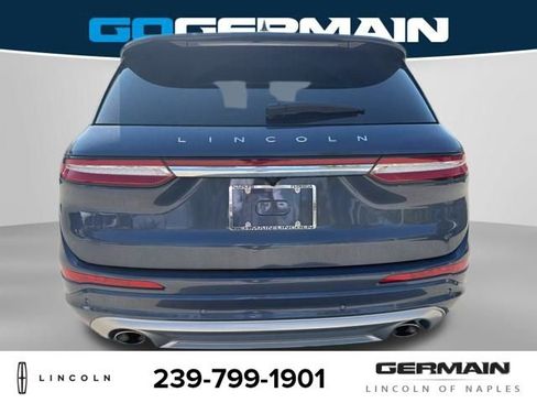 Used 2022 Lincoln Corsair Reserve w/ Equipment Group 201A image 6