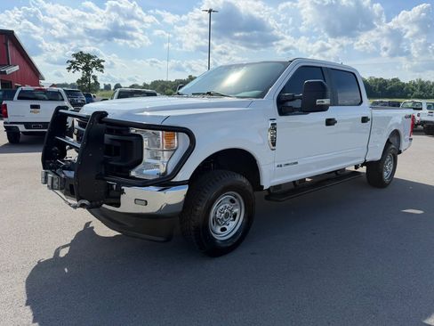 Used 2020 Ford F250 XL w/ Power Equipment Group AWD/4WD image 2