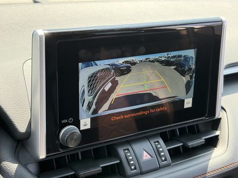 Used 2024 Toyota RAV4 Adventure AWD/4WD image 6