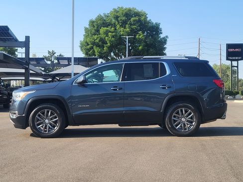 Used 2019 GMC Acadia SLT AWD/4WD image 4
