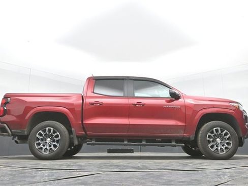 Used 2024 Chevrolet Colorado LT w/ LT Convenience Package III image 46