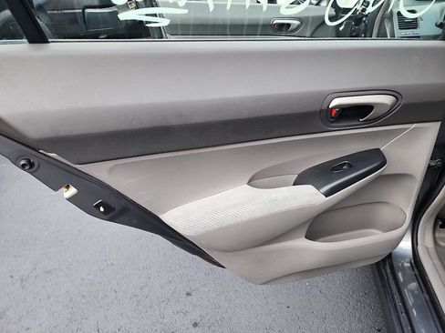 Used 2011 Honda Civic LX image 31