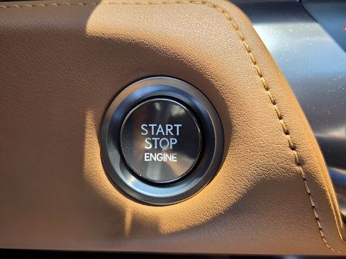 Used 2024 Lexus LC 500 Coupe w/ Touring Package RWD image 21