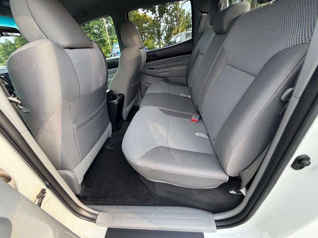 Used 2015 Toyota Tacoma 4x4 Double Cab w/ TRD Sport Package image 44