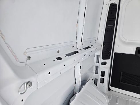 Used 2023 RAM ProMaster 2500 w/ Driver Convenience Group FWD image 10