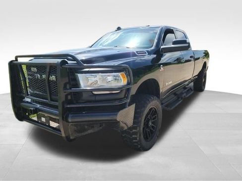 Used 2022 RAM 3500 Tradesman AWD/4WD image 9