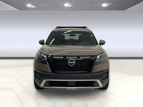 Used 2024 Nissan Pathfinder Rock Creek AWD/4WD image 5