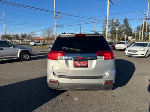 Used 2015 GMC Terrain SLT w/ Open Road Package FWD image 7