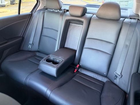 Used 2016 Honda Accord Touring image 20