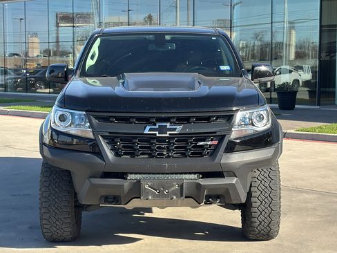Used 2019 Chevrolet Colorado ZR2 w/ LPO, Premium Interior Package image 2