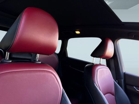 Used 2024 INFINITI QX50 Sport image 26