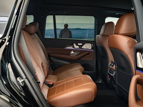 New 2026 Mercedes-Benz GLS 450 GLS 450 image 38