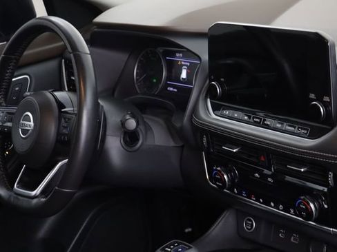 Used 2021 Nissan Rogue SL w/ Premium Package image 22