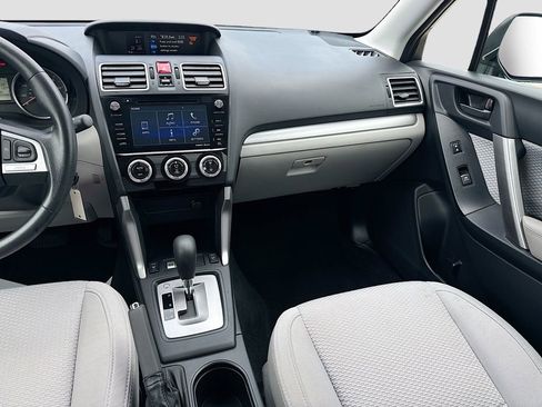 Used 2018 Subaru Forester 2.5i Premium w/ All-Weather Package AWD/4WD image 29