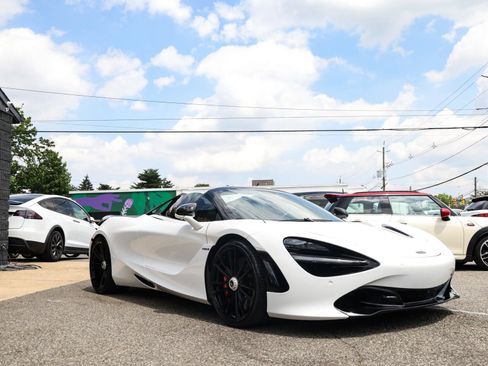 Used 2020 McLaren 720S Spider RWD image 10