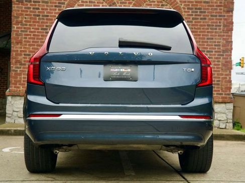 Used 2025 Volvo XC90 T8 Plus w/ Protection Package Premier AWD/4WD image 6