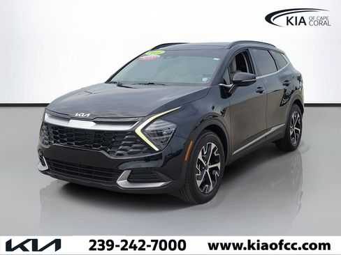 Certified 2025 Kia Sportage EX w/ Premium Package FWD image 3